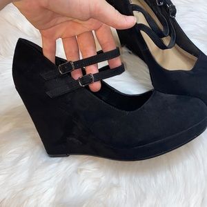 Torrid Black wedge heel 12w